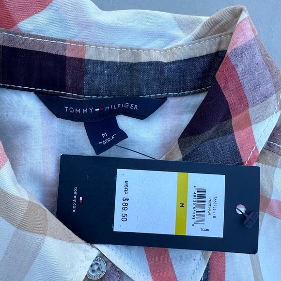 NWT Tommy Hilfiger sleeveless dress w/ ribbon size M
Pit to pit: 17”
Length: 38” - Picture 5 of 6